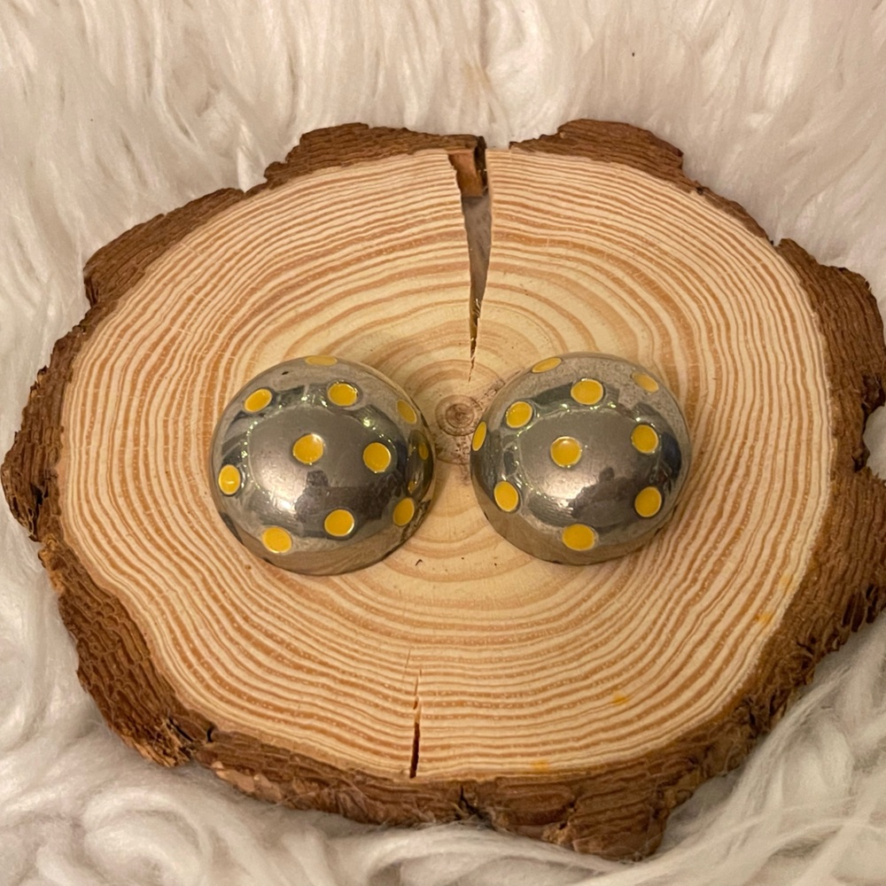 Rare 1980s Valentino Garabani Silver and Yellow Polka Dot Clip Earrings